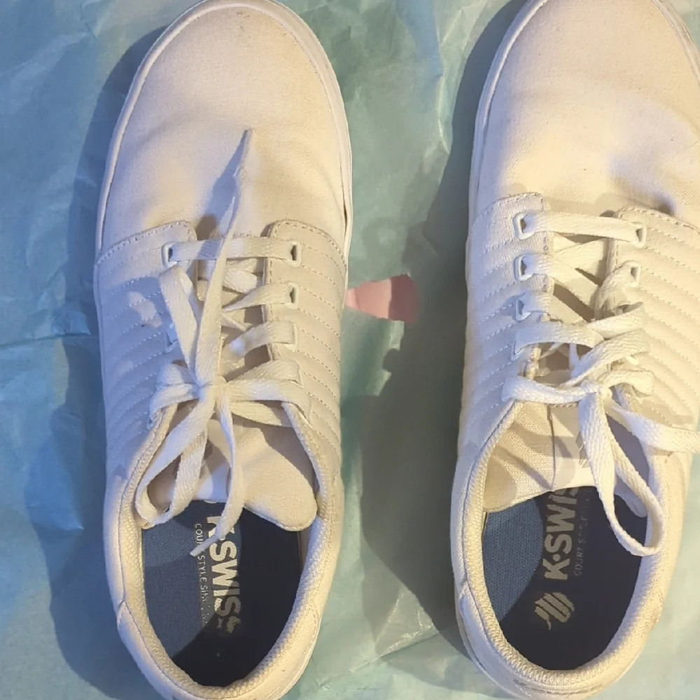 K-Swiss White Sneakers - Picture 3 of 14